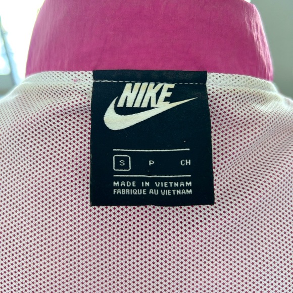 🌶️ Nike Sportswear Icon Clash Woven Track Jacket. Size Small - Picture 3 of 4